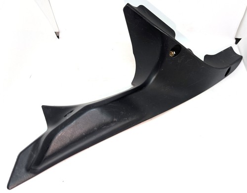 Carena plastica destra - plastica,
